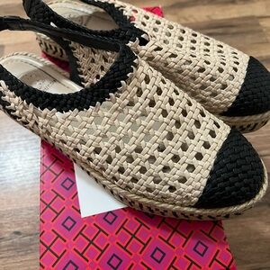 Pre owned Tory Burch size 7.5